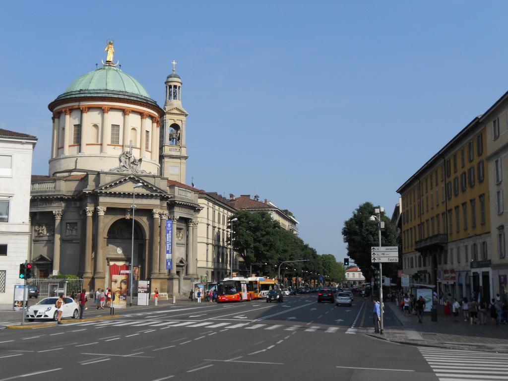 Apartment Bergamo Centro Storico Ruang foto